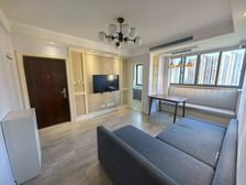 精装可拎包入住 中间楼层采光好 楼龄新 南北通透 有电梯