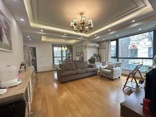 华侨城八期,电梯洋房,可改三房两卫,边套三面采光,带车位