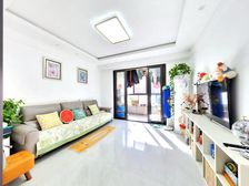 出门9号线地铁 业主诚意出售 精装修可拎包入住 采光无遮挡