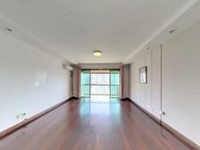 瑞虹新城(一期) 4室2厅 177.1平