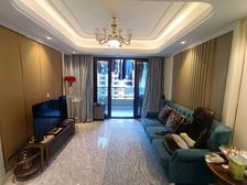 浦发罗兰翡丽 车位充足 楼龄新 精装可拎包入品住宅