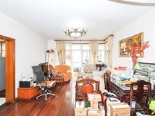 南站板块8开头可以买个00年后的电梯三房 板式户型 毗邻地铁