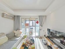 次新小区 精装3房 临轻轨