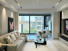 强烈,这个价买内环边10年次新,房东已麻木