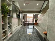 景江苑C区 4室4厅3卫 精装修 309万元