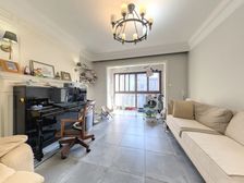 在寂静中品味,在喧闹中生活,此房深情并茂!品质小区