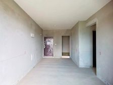 轻轨旁三房两厅 只付1 其余贷款 月供千多 楼层采光好