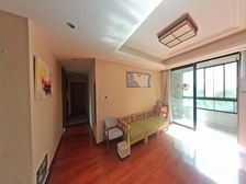 满五 近地铁 带电梯 产权清晰 出行方便 南北通透 收藏