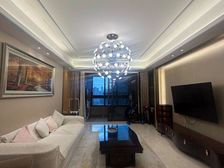 万科翡翠雅宾利 交通便捷 购物方便 双卫格局 商品住宅