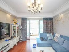 盛世年华 4室2厅2卫 精装修 1758万元