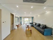 位置安静 全明飞机户型 陆家嘴东方明珠三件套 绿色景观优美