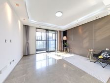 上和园二期标准南北通两房 诚意出售 满五V一 带车位看房方便