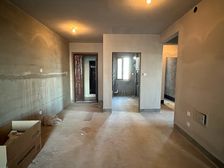 民生和院南北通透三居 毛坯仅3868元/平