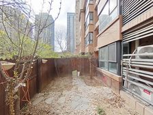 喜欢一层的客户过来看吧,源 地铁口两居