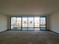 两江新区 万科17英里一期 退台大平墅 高品质四房 180万