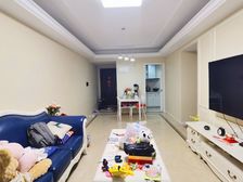 南区 万科林锦书里 三房 带100平大露台 90万