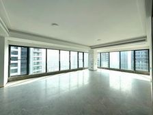 地铁口 豪装大平层 四室两厅南北通透270度转角落地窗