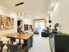 巴南区 融创欧麓花园城博琅郡二期南区 四房 99万