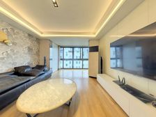 电梯小洋房顶楼复式带露台 精装修 还带产权车位