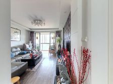 水岸秀苑 3室2厅 105.99平