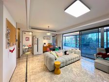 中央公园头排,豪华装修,送产权车位,看湖看公园