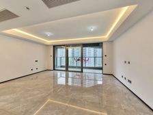 全新未入住 万科开发物业前排采光好大横厅品质改善