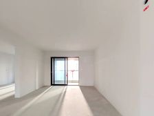 汉口沿江 华发外滩 小区新 公摊小 得房率高