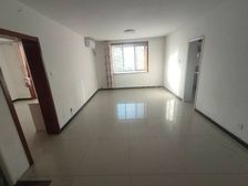 三丰路万达附近低楼层一室一厅总价低小区瓷砖房停车方便随时看房