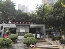 1.13 急售!单价8800/平 近地铁 含家具家电拎包入住