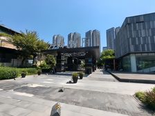 新上 368万 带走万科悦府 大双拼别墅带超大花园