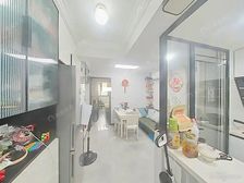 龙阳CBD,精装修40万,低楼层,芳心路站300米