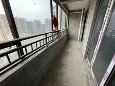 次新房,交通便利,价格看中可谈,诚心出售