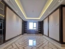 西南五环 改善大户型,精装修5室3卫,独立餐厅,随时看房