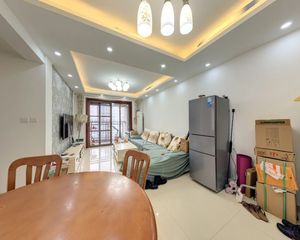 绿地468公馆二期 3室2厅 东南