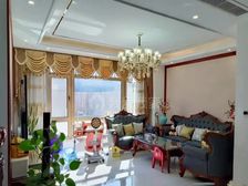 卢沟桥领秀翡翠山5室2厅联排别墅豪华装修前后有院看房方便