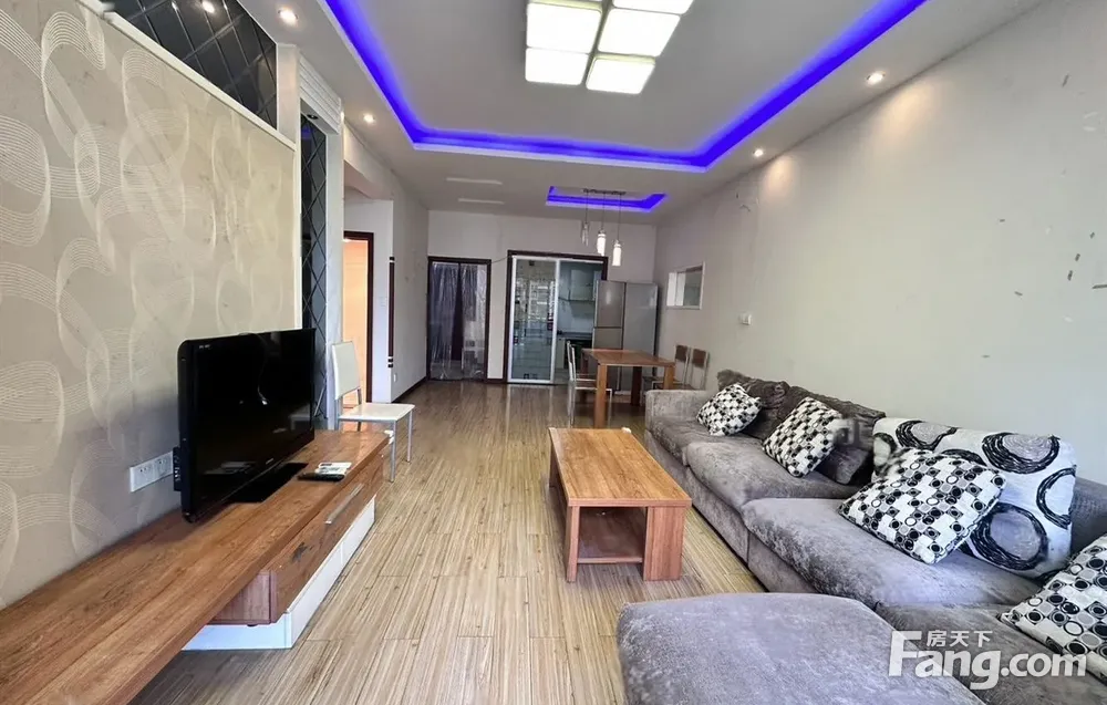 北滨路 轻轨站旁 精装好房商圈成熟 配套齐全