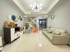 星尚湾复试景观房 满五 带产权车位 自住装修 随时看房