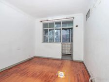 对K曹二!梅岭北路D铁口子旁,房东诚意卖!户型方正!