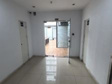 北土城地铁口丰宝恒大厦240平写字楼出租 精装可注册