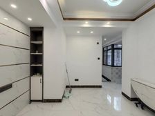 文明路中层三房,准电梯,东南向,户型方正实用