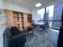 化龙桥 企业天地 超高得房率 端头户型 3个隔间 拎包办公