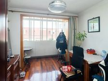 10号线仅200米,近网红步行街,南北通三房,精装