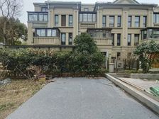 保利蔚蓝,东边套联排,L型大花园,超大地下室,稀缺资源