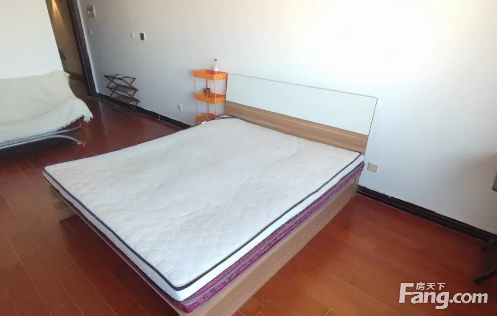可短租 可月付 紧邻地铁站 家具家电齐全 拎包入住看房随时