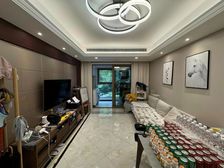 少有户型带露台 精装修 南北通透 看房提前约 价格可谈