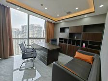 热门楼盘!万达中心110平米2加1格局精装拎包办公