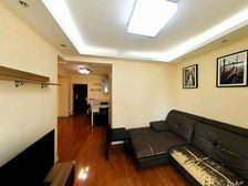 地杰国际城D丨 丨南北通透 满五 装修采光很好!