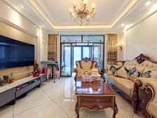 中凯城市之光 大花园 上下2层 格局很好 喜欢大面积的可以来