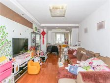 珍品三房,双阳台,花园位置+中高楼层,无硬伤。