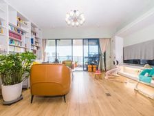 仁山智水 精装修 南北通透 户型方正使用率高 门口轻轨